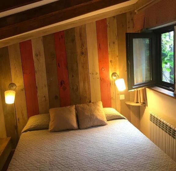 带露台的标准工作室, Posada La Llosa De Somo