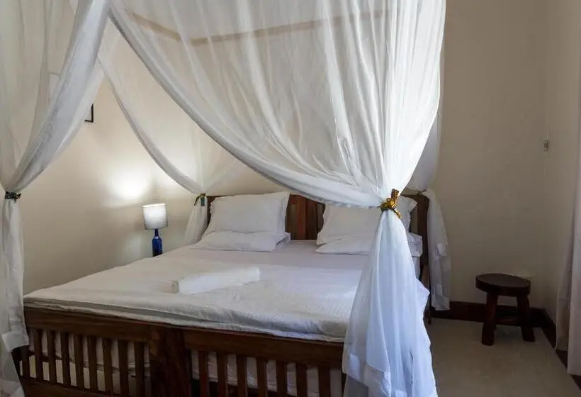 Chambre Standard Salle de Bains Commune, Muti Entebbe