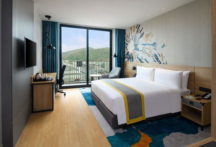 اتاق استاندارد با تخت دوبل, Holiday Inn & Suites Siracha Laemchabang, An Ihg