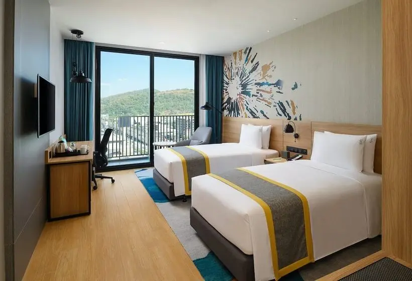 スタンダードルーム, Holiday Inn & Suites Siracha Laemchabang, An Ihg