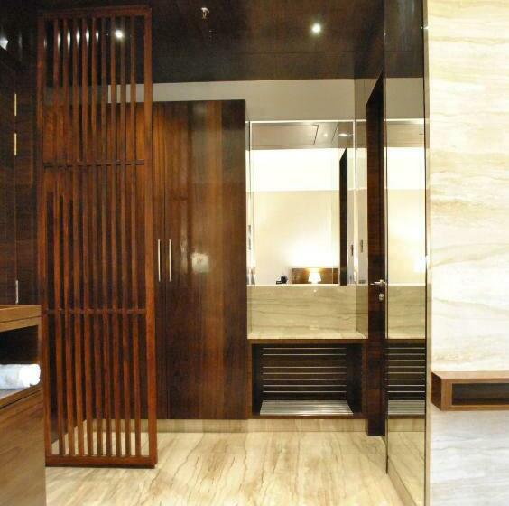 חדר אקזקיוטיב חדר קינג, Ramada By Wyndham Gandhidham Shinay