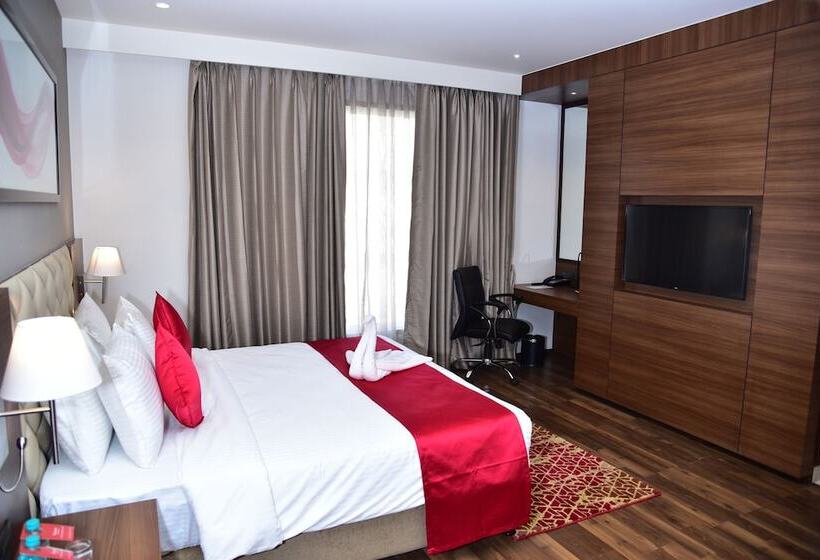 חדר דלוקס, Ramada By Wyndham Gandhidham Shinay