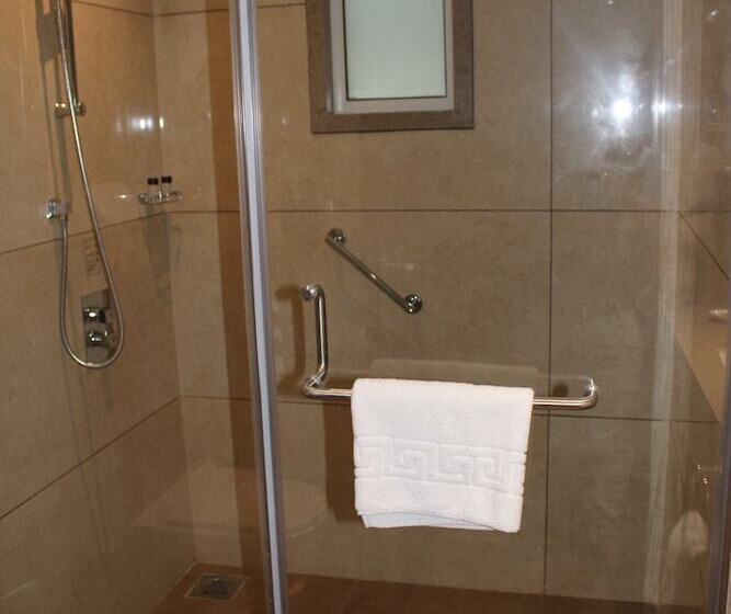 Номер Executive, Ramada By Wyndham Gandhidham Shinay