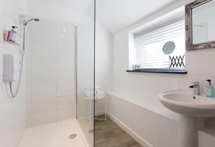 デラックスファミリールーム, The Little Mill Inn