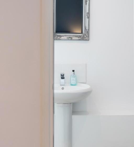 デラックスファミリールーム, The Little Mill Inn