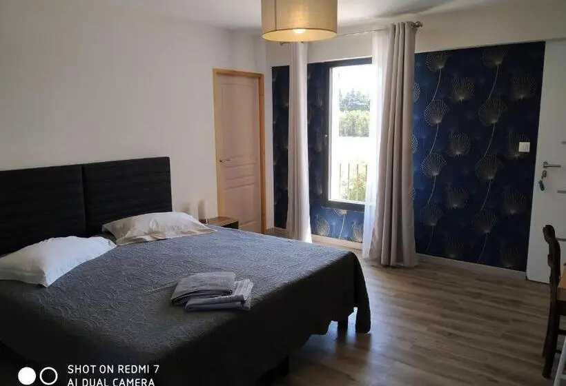 デラックスルーム, Le Mas Des Calus Chambres D Hôtes