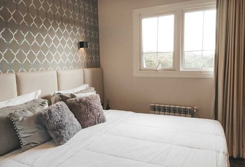 סוויטה, Colina Lagos