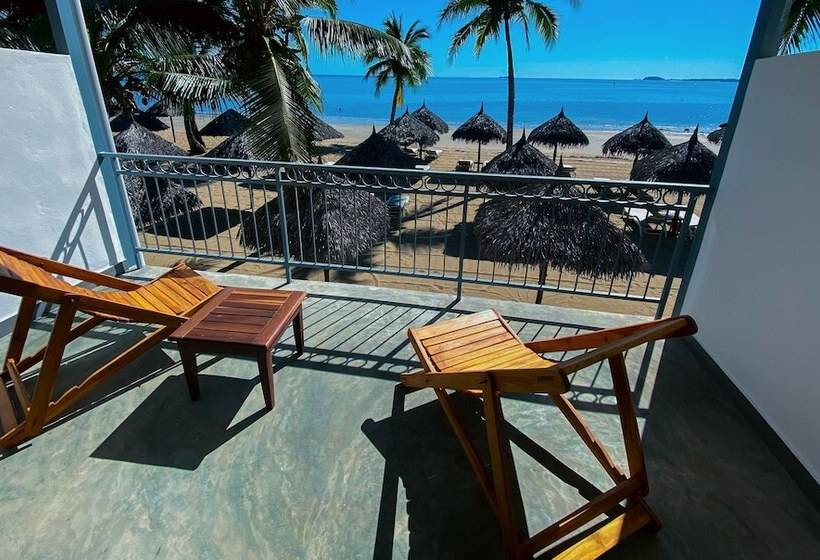 اتاق استاندارد با چشم‌انداز دریا, Orangea Beach Resort
