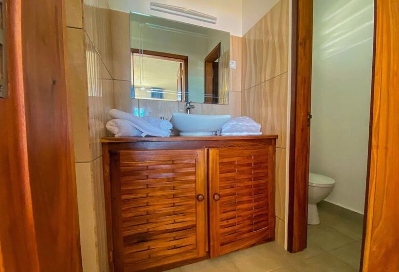 اتاق استاندارد با چشمانداز دریا, Orangea Beach Resort