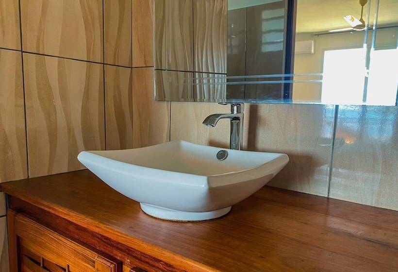 اتاق استاندارد با چشم‌انداز دریا, Orangea Beach Resort