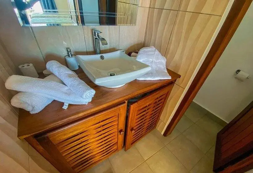 اتاق استاندارد با چشم‌انداز دریا, Orangea Beach Resort