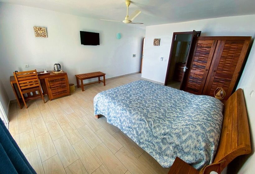 اتاق استاندارد با چشم‌انداز دریا, Orangea Beach Resort