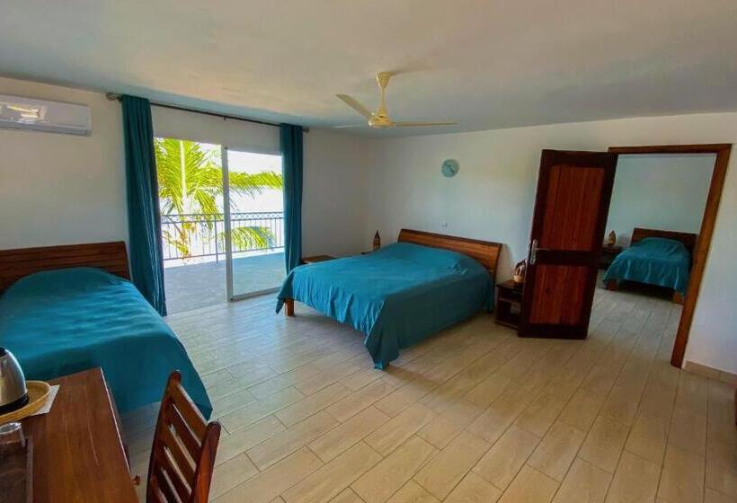 اتاق استاندارد سه نفره, Orangea Beach Resort