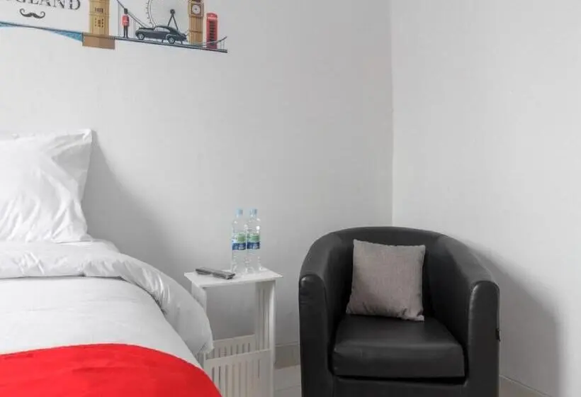 スーペリアールーム, Reddoorz Plus Near Taman Rasuna Menteng