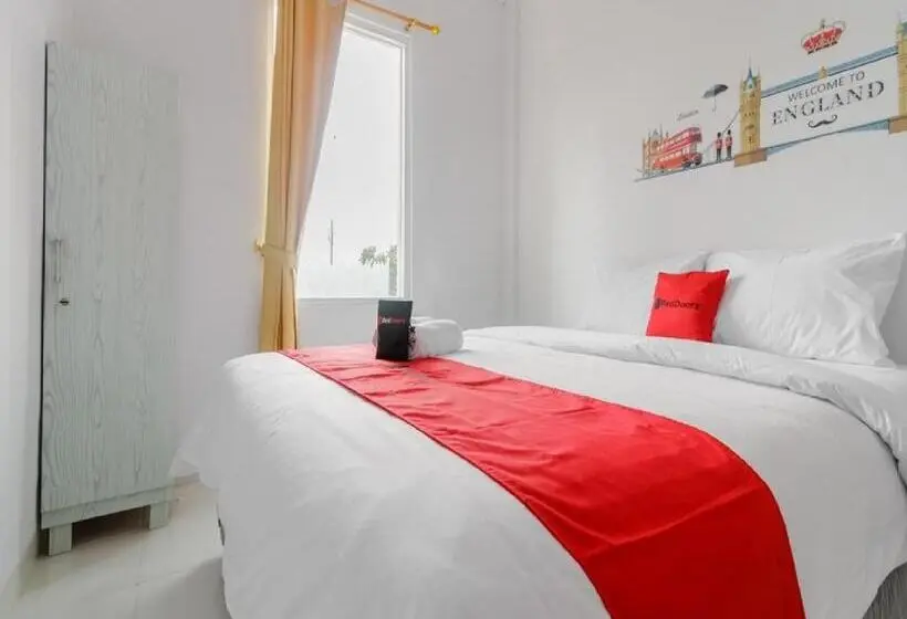スーペリアールーム, Reddoorz Plus Near Taman Rasuna Menteng