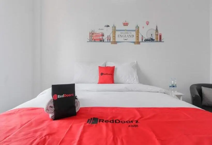 スーペリアールーム, Reddoorz Plus Near Taman Rasuna Menteng