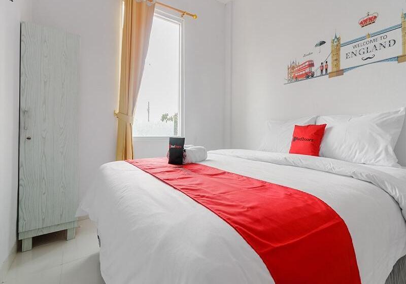 Номер Стандарт, Reddoorz Plus Near Taman Rasuna Menteng