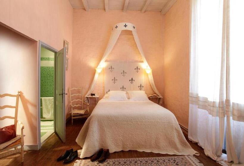 Номер Стандарт, Chambres D'hôtes Logis De L'astrée