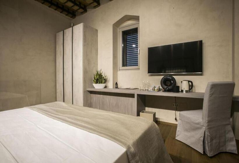 חדר דחוקס עם מיטת קינג, Edward Rooms & Wellness B&b