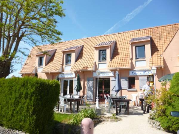 スタンダードトリプルルーム, Auberge Des Etangs