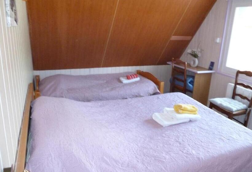Номер Стандарт Трехместный, Auberge Des Etangs