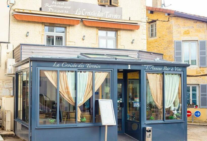 חדר סטנדרט, De La Croisee