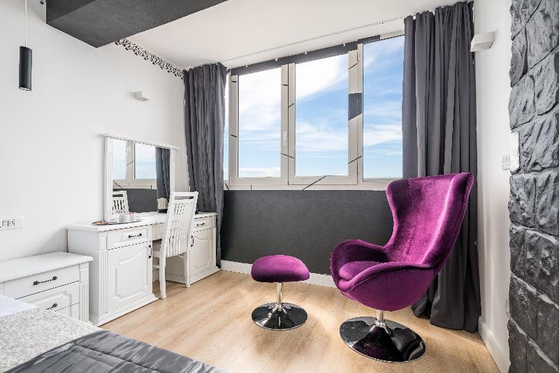 Номер Стандартный Кровать Куин, Days Inn & Suites By Wyndham St. Ignace Lakefront