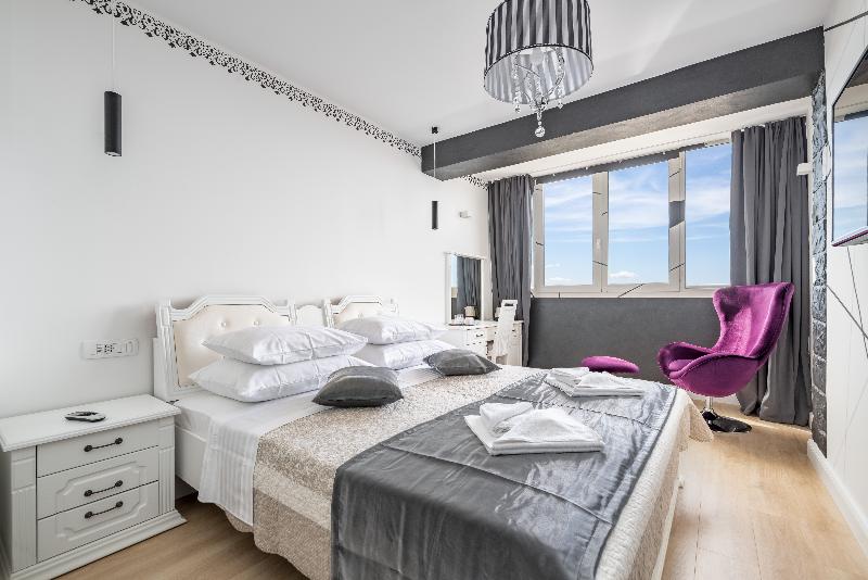 Номер Стандартный Кровать Куин, Days Inn & Suites By Wyndham St. Ignace Lakefront