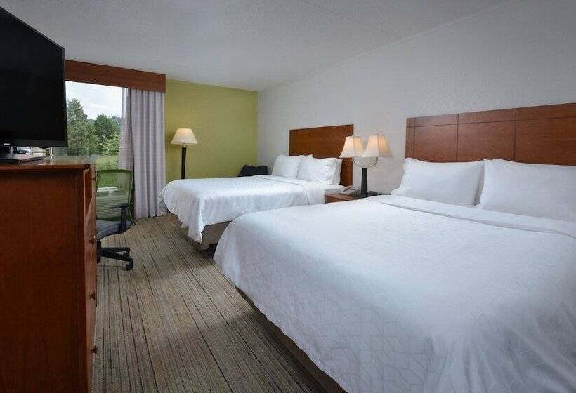 Номер Стандарт, Holiday Inn Express Lynchburg, An Ihg