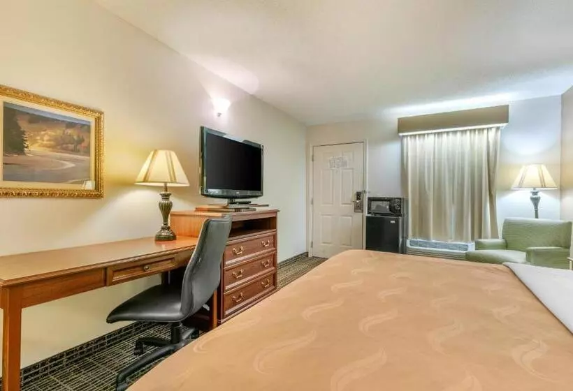 キングサイズベッドのスタンダードルーム, Quality Inn Johnson City I 26 Exit 17