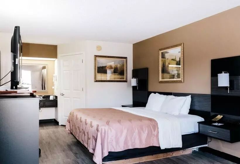 2ダブルベッドのスタンダードルーム, Quality Inn Johnson City I 26 Exit 17