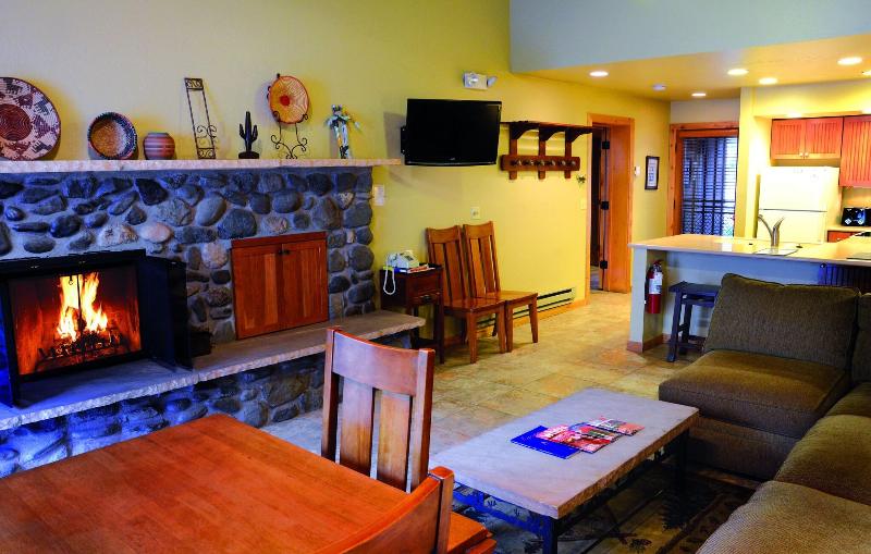 ویلای 2 خوابه, Junipine Resort