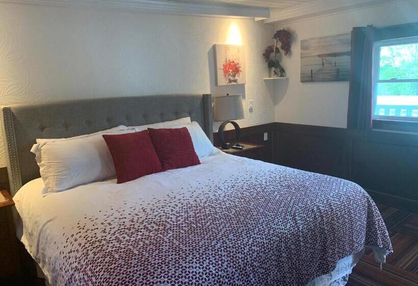 스탠다드 룸 킹사이즈 침대, Atlantic Coast Inn