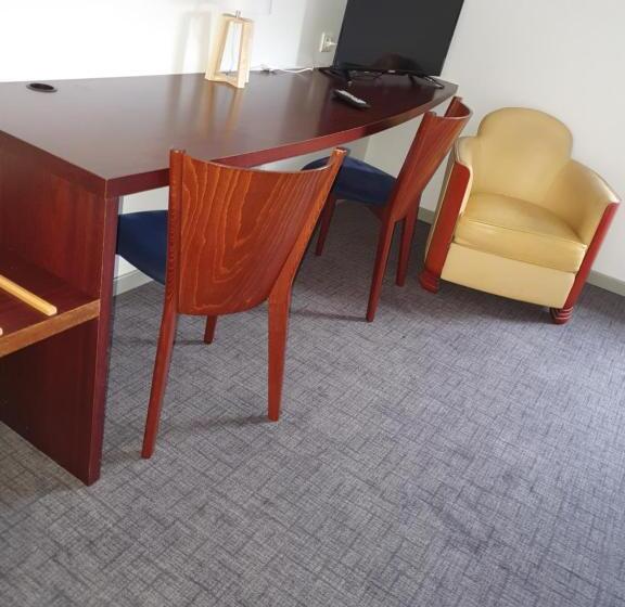 غرفة قياسية, Hôtel Du Parc