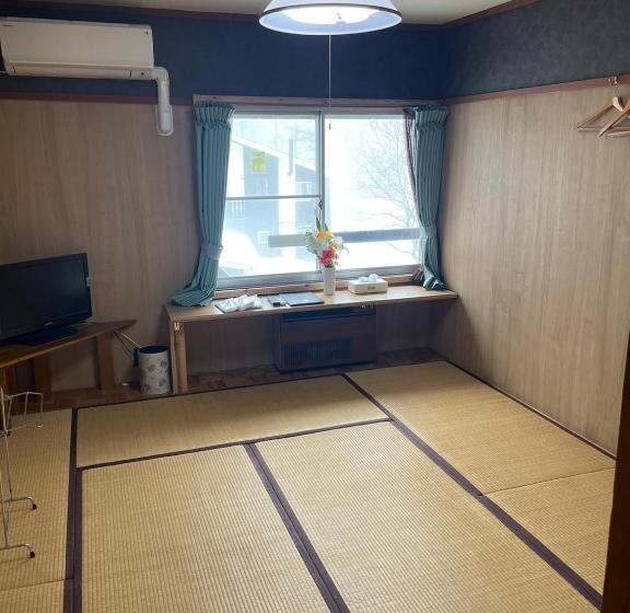 غرفة إقتصادية ثلاثية, Restmance Pension Woody Hill