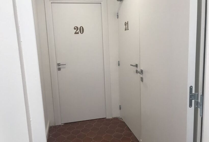 家庭间, Moodz Hotel Vienne