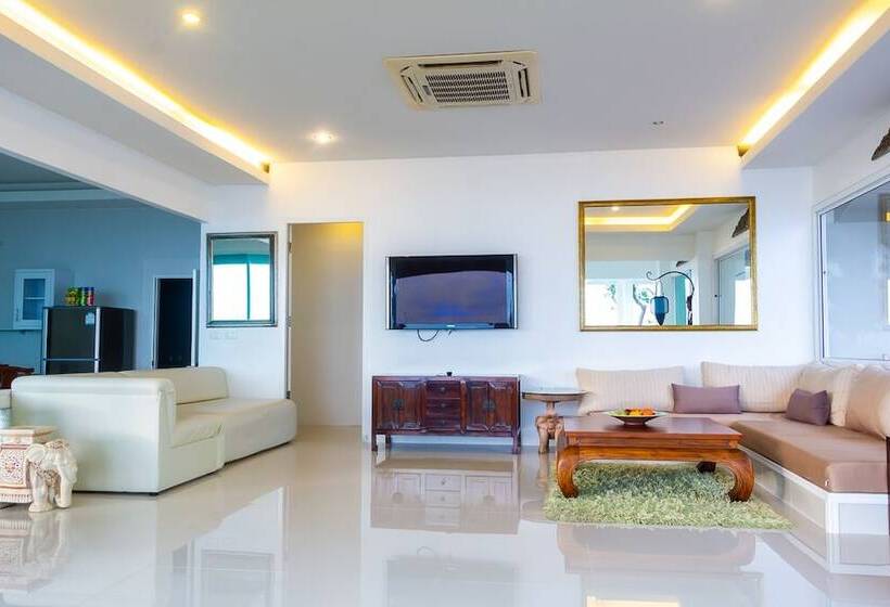 1 Szobás Ház, Grand Blue Kamala