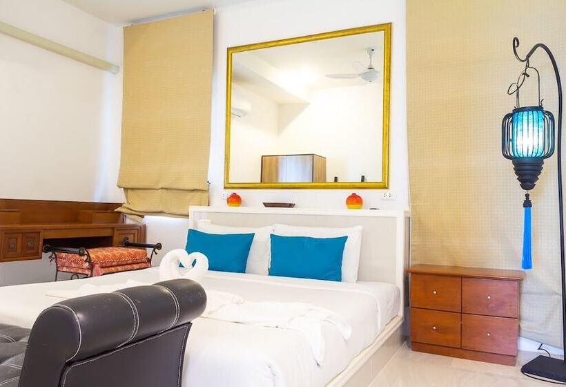 1 Szobás Ház, Grand Blue Kamala