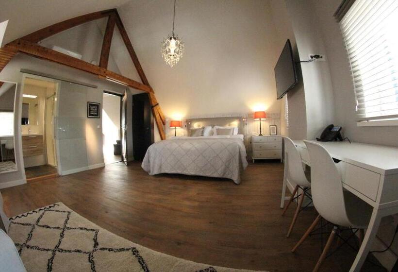 סוויטה, In De Witte Dame Hotel Bar Kitchen Apartments