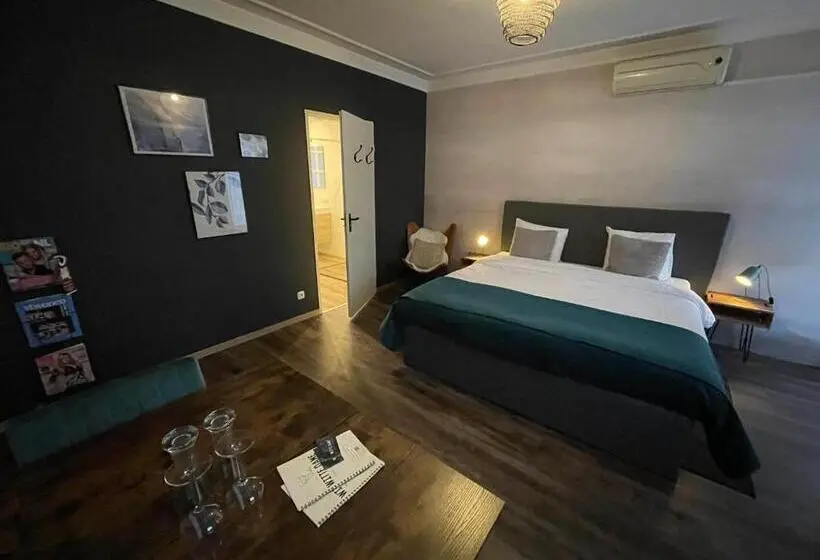 デラックスルーム, In De Witte Dame Hotel Bar Kitchen Apartments