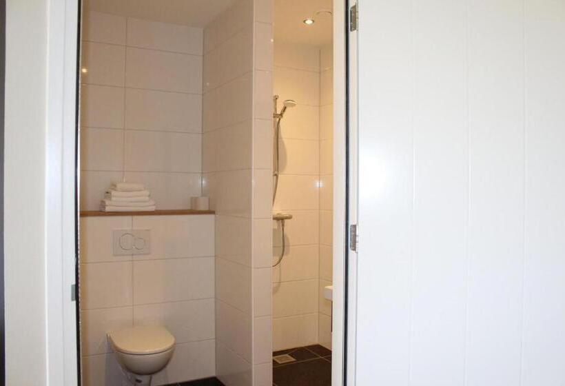 デラックスルーム, Hof Van Renesse