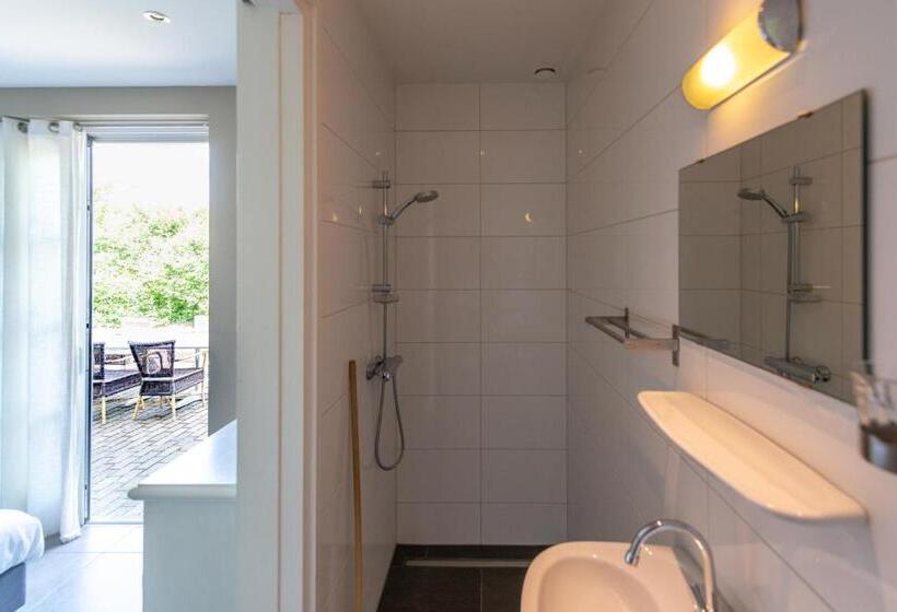 スタンダードルーム, Hof Van Renesse