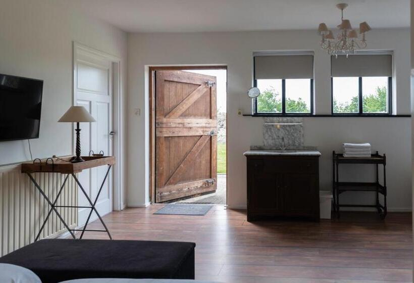 スタンダードルーム, Hof Van Renesse