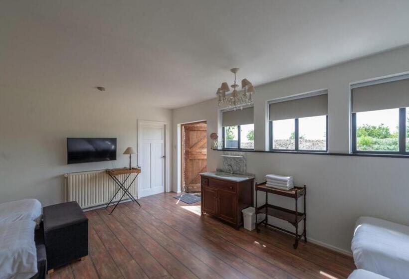 スタンダードルーム, Hof Van Renesse