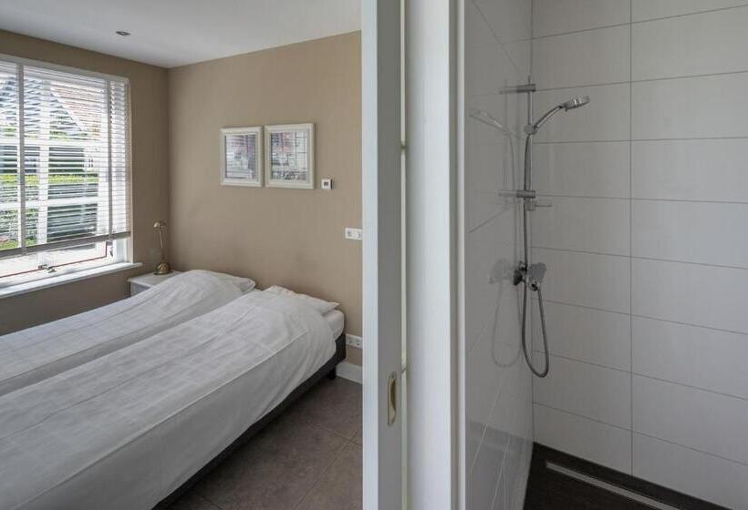 スタンダードルーム, Hof Van Renesse