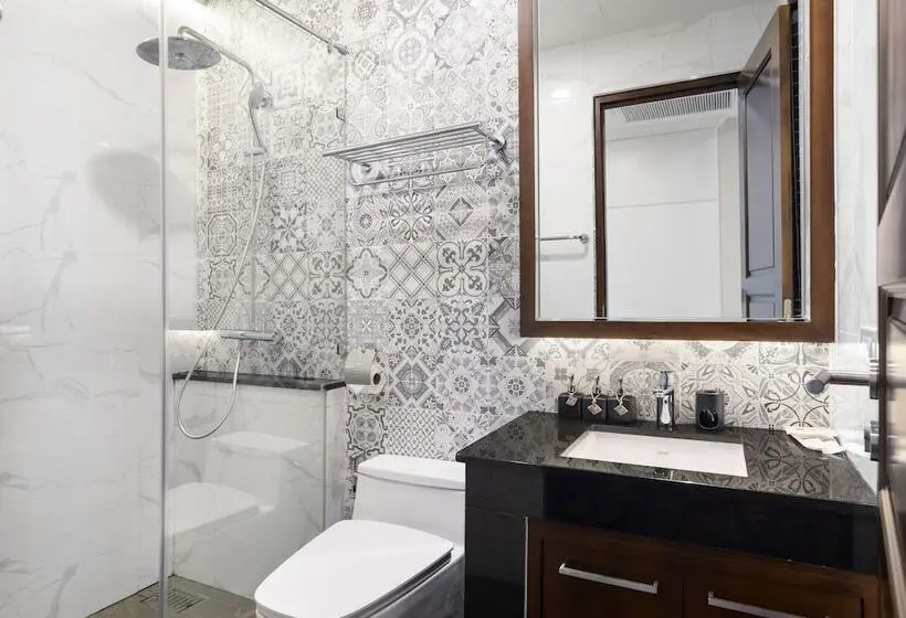 اتاق استاندارد با تخت بزرگ, Arun Riverside Bangkok