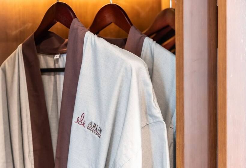 استودیو اجرایی, Arun Riverside Bangkok