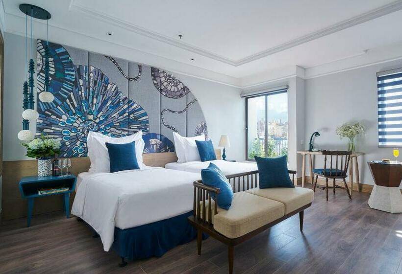 سوییت, Sofiana My Khe Hotel & Spa  Rooftop Pool Bar