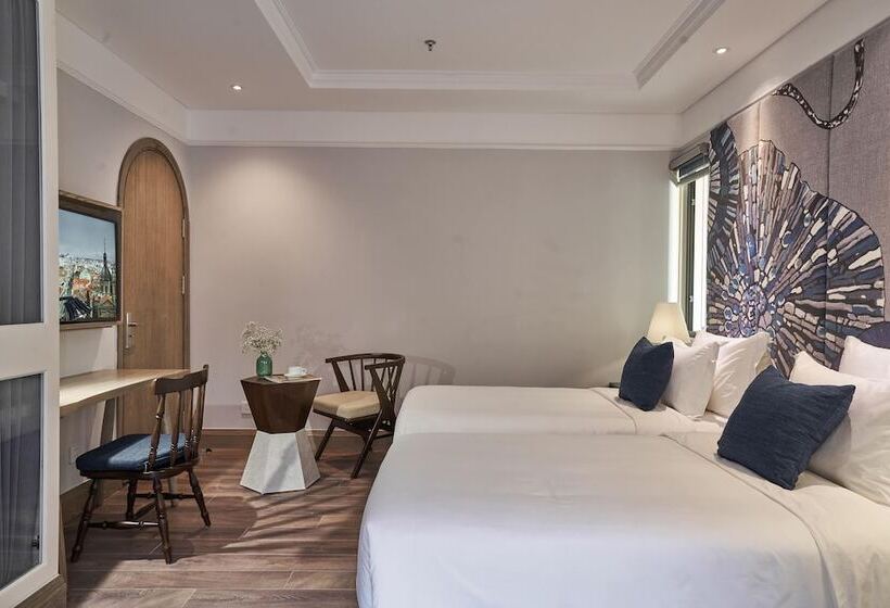 اتاق لوکس, Sofiana My Khe Hotel & Spa  Rooftop Pool Bar