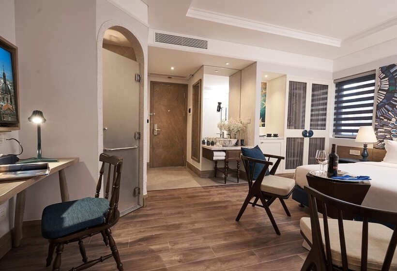 اتاق اجرایی, Sofiana My Khe Hotel & Spa  Rooftop Pool Bar